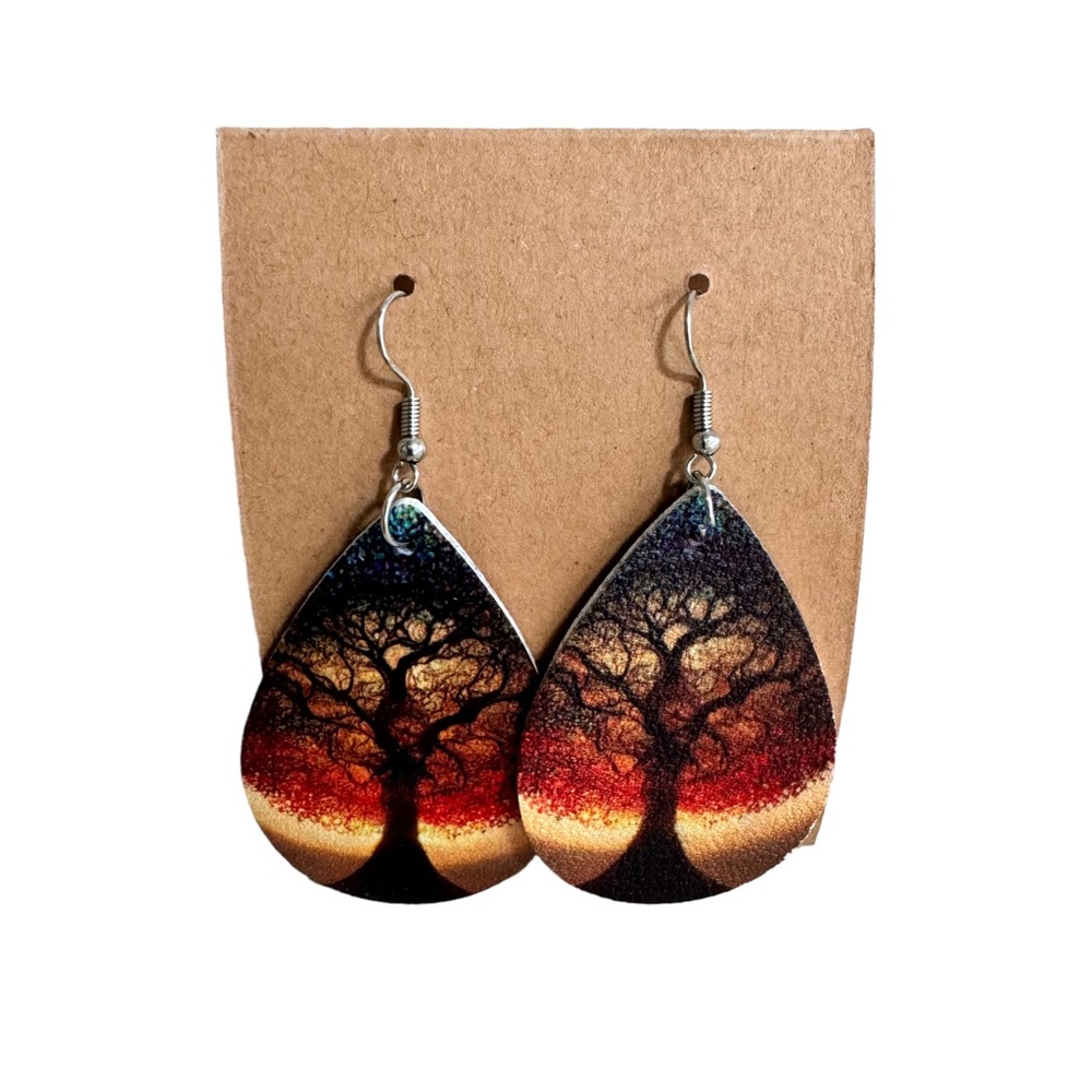 NWT Tree Of Life Earrings